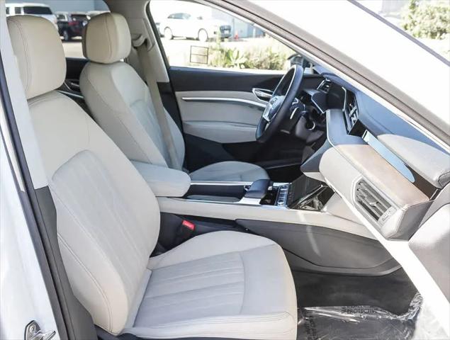 2024 Audi e-tron Premium Plus quattro