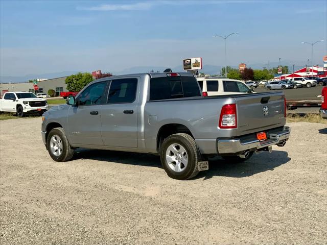 2023 Ram 1500 Big Horn Crew Cab 4x4 57 Box