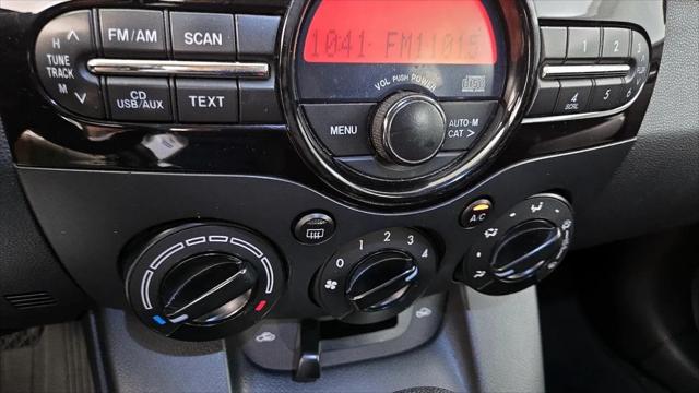 2014 Mazda Mazda2 Sport
