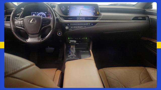 2021 Lexus ES ES 300h Luxury
