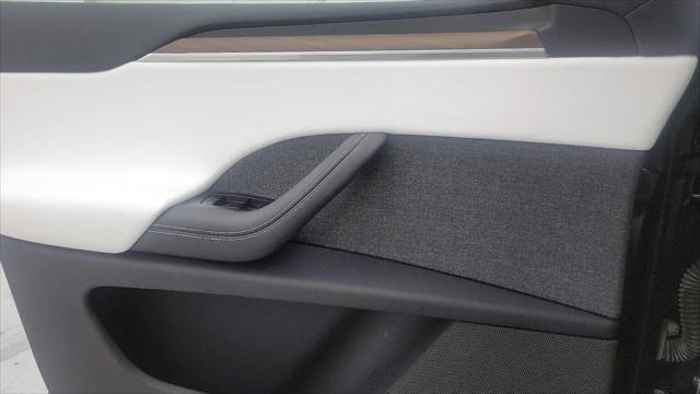 2024 Tesla Model X Long Range
