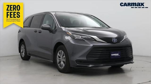 2025 Toyota Sienna LE for sale in St. Louis, MO