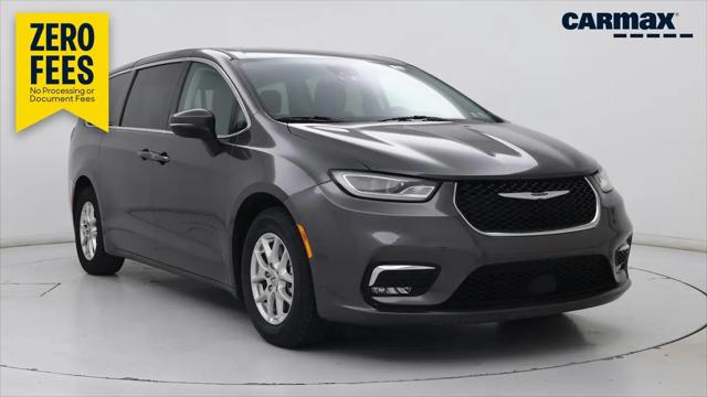 2023 Chrysler Pacifica Touring L for sale in King of Prussia, PA