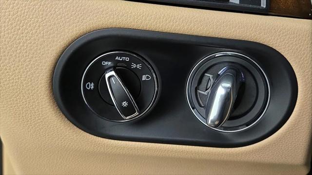 2022 Porsche Macan Macan