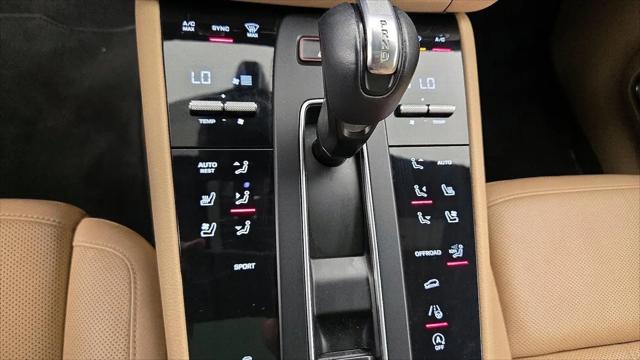 2022 Porsche Macan Macan