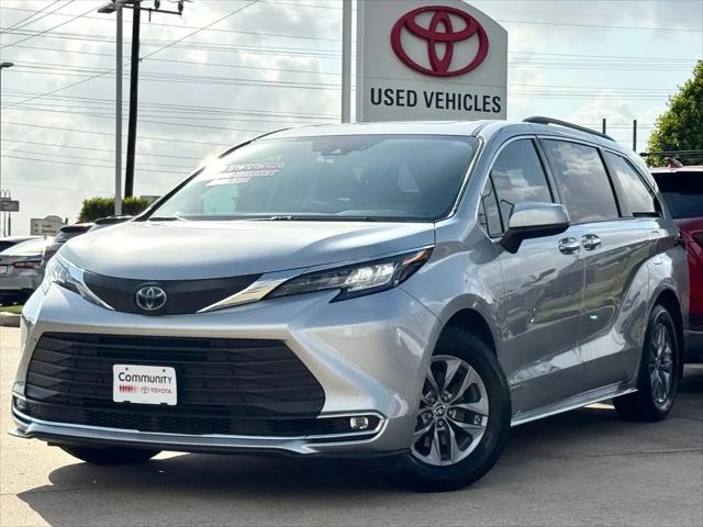 2021 Toyota Sienna XLE for sale in Baytown, TX