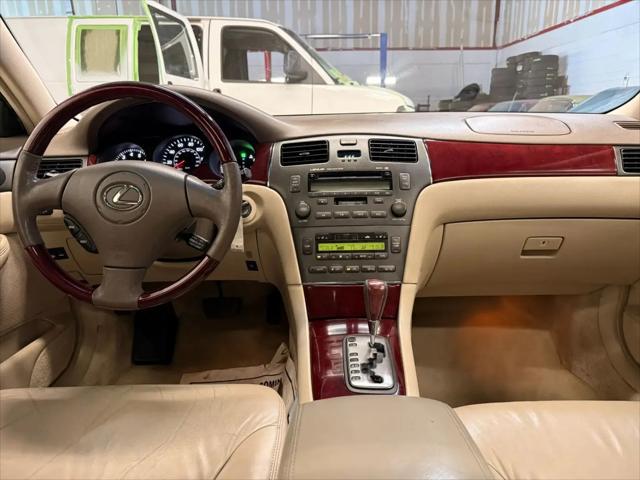 2004 Lexus ES 330 ES 330