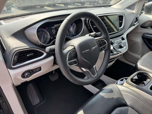 2023 Chrysler Pacifica Touring L 2023 Chrysler Pacifica Touring L