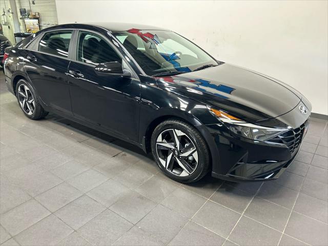 2023 Hyundai Elantra SEL 2023 Hyundai Elantra SEL