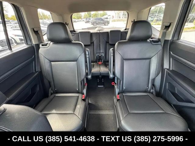 2020 Volkswagen Atlas 3.6L V6 SE w/Technology R-Line