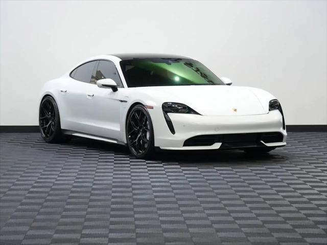 2020 Porsche Taycan Turbo