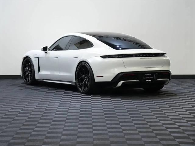 2020 Porsche Taycan Turbo