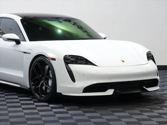 2020 Porsche Taycan Turbo