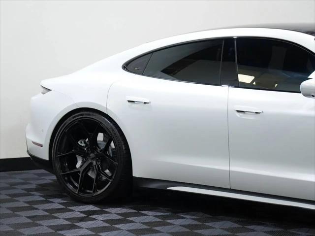 2020 Porsche Taycan Turbo