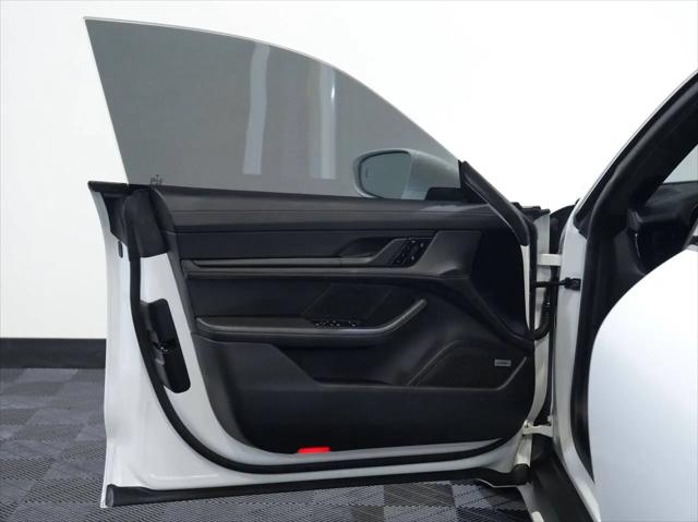 2020 Porsche Taycan Turbo