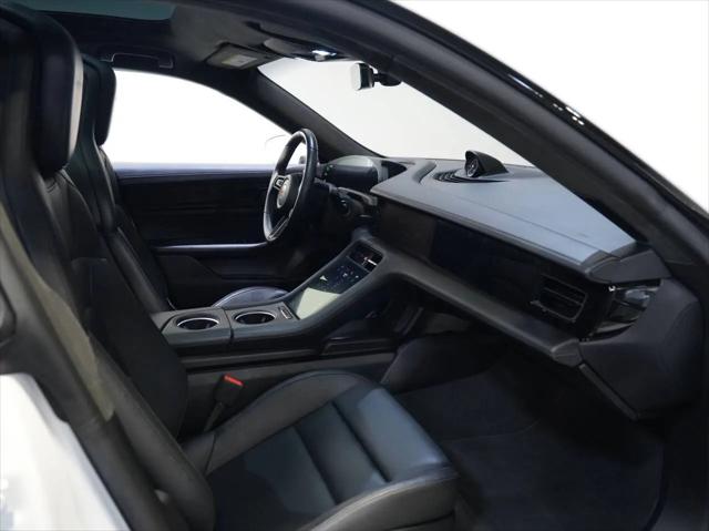 2020 Porsche Taycan Turbo