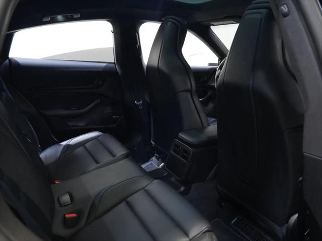 2020 Porsche Taycan Turbo