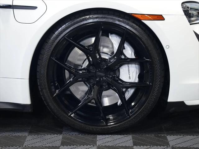 2020 Porsche Taycan Turbo