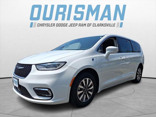 2022 Chrysler Pacifica Hybrid Touring L 2022 Chrysler Pacifica Hybrid Touring L