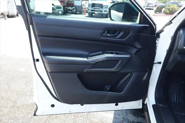 2024 Nissan Pathfinder Rock Creek 4WD