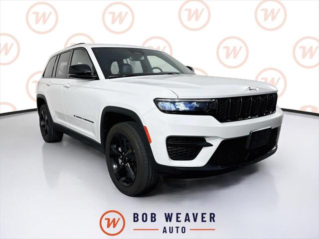 2023 Jeep Grand Cherokee Altitude 4x4 2023 Jeep Grand Cherokee Altitude 4x4