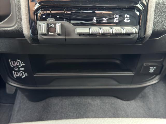 2026 Ram 2500 Tradesman Crew Cab 4x4 64 Box