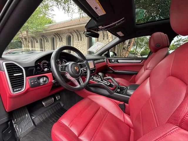 2023 Porsche Cayenne S Platinum Edition