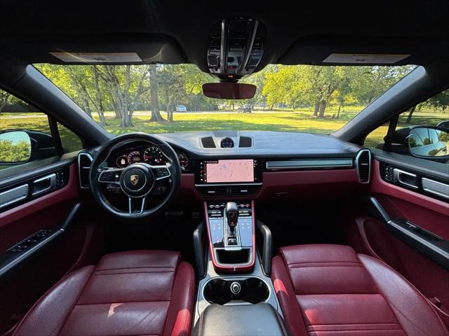 2023 Porsche Cayenne S Platinum Edition