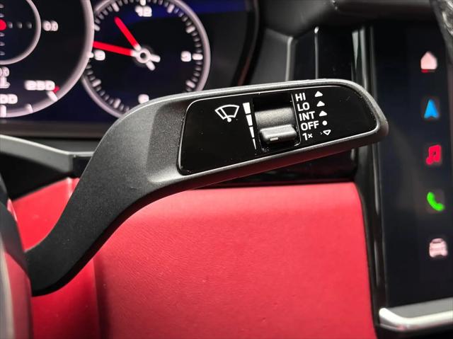 2023 Porsche Cayenne S Platinum Edition