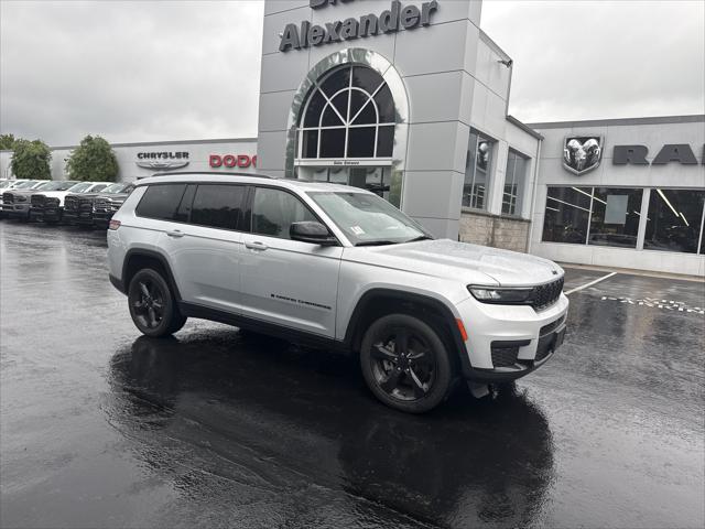 2023 Jeep Grand Cherokee L Altitude X 4x4