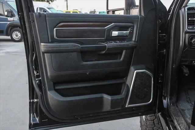 2024 Ram 2500 Laramie Crew Cab 4x4 64 Box