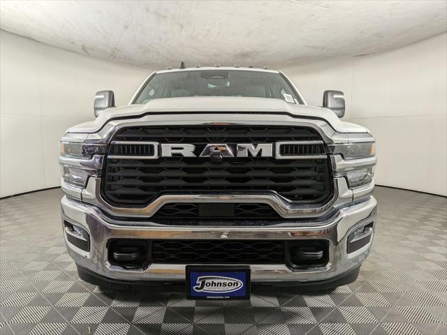 2026 RAM 3500 Chassis RAM 3500 TRADESMAN CREW CAB CHASSIS 4X4 60 CA