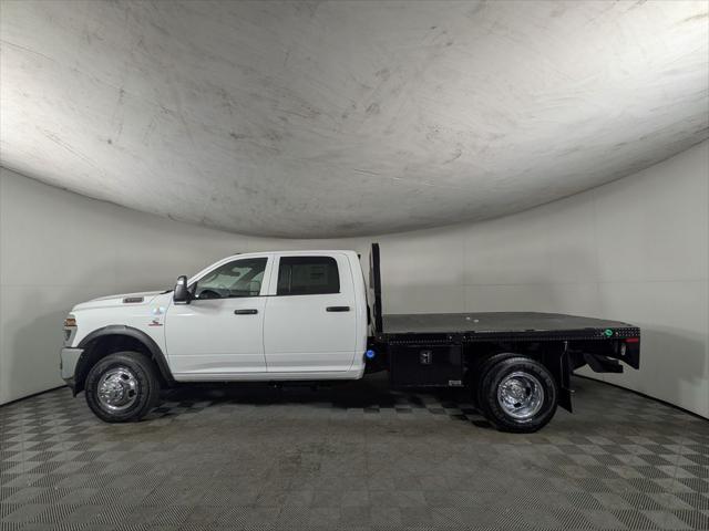 2026 RAM 3500 Chassis RAM 3500 TRADESMAN CREW CAB CHASSIS 4X4 60 CA