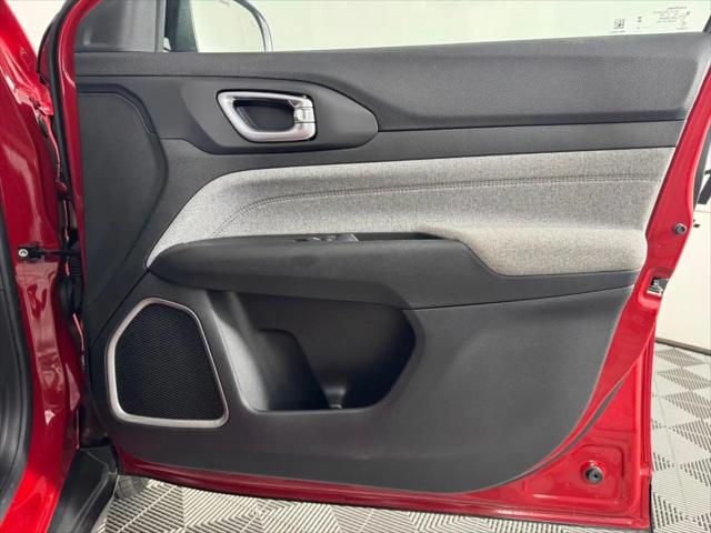 2023 Jeep Compass Latitude Lux FWD