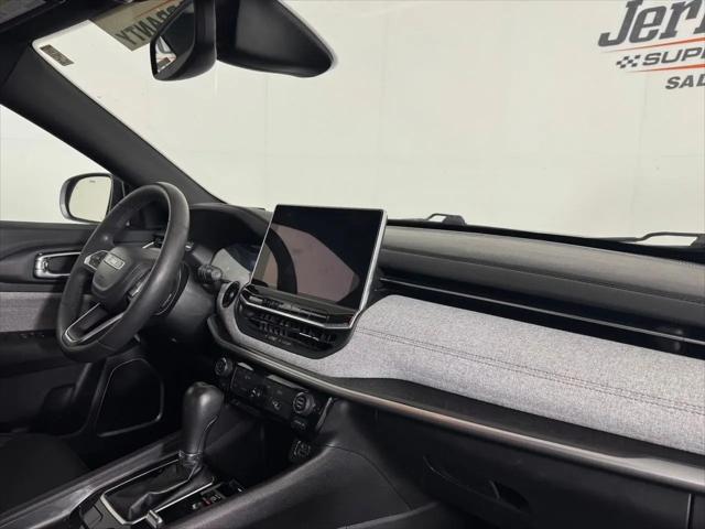 2023 Jeep Compass Latitude Lux FWD