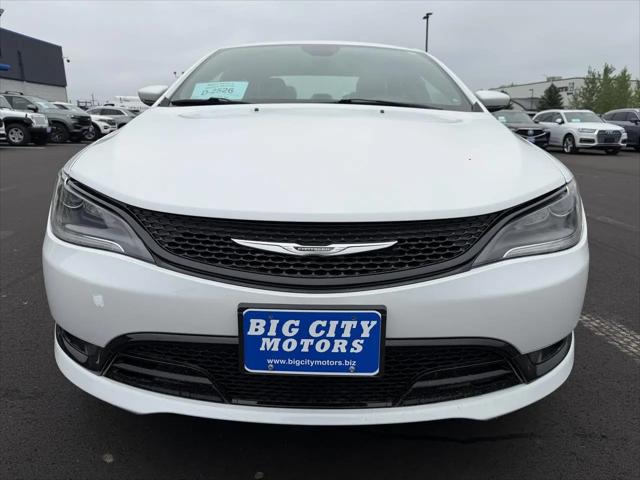 2015 Chrysler 200 S