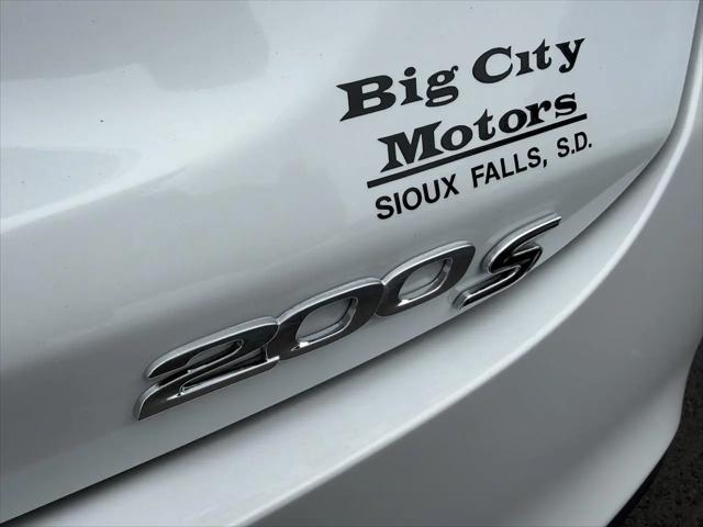 2015 Chrysler 200 S