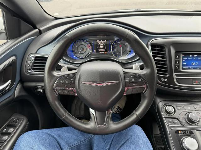 2015 Chrysler 200 S