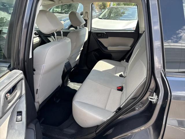 2015 Subaru Forester 2.5i