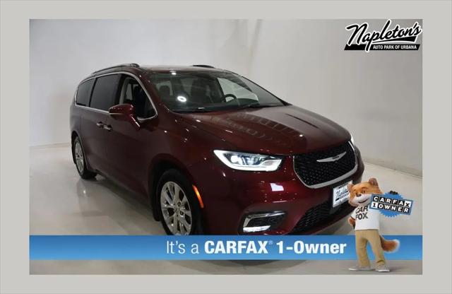 2021 Chrysler Pacifica Touring L for sale in Urbana, IL