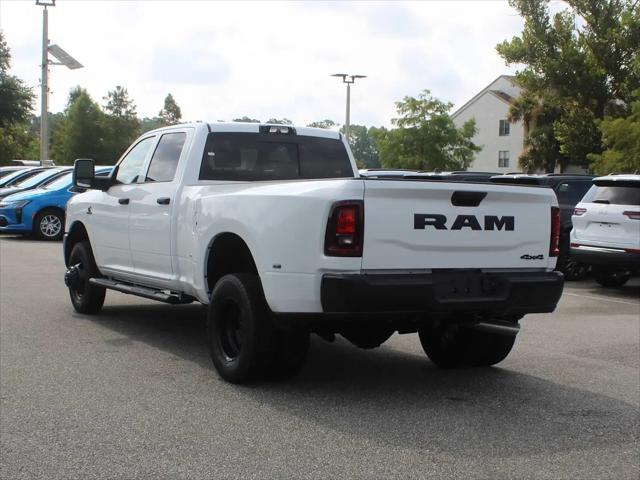 2026 Ram 3500 Tradesman Crew Cab 4x4 8 Box