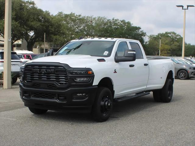 2026 Ram 3500 Tradesman Crew Cab 4x4 8 Box
