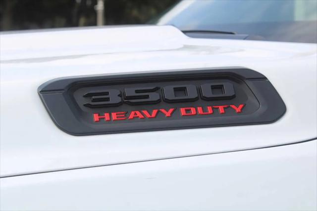 2026 Ram 3500 Tradesman Crew Cab 4x4 8 Box