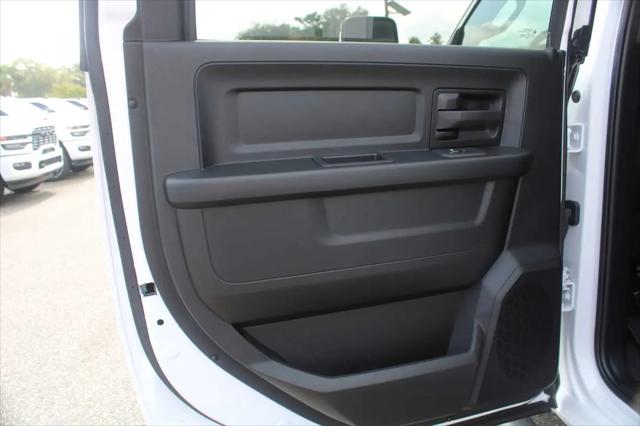 2026 Ram 3500 Tradesman Crew Cab 4x4 8 Box