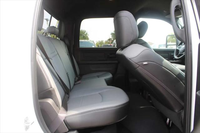 2026 Ram 3500 Tradesman Crew Cab 4x4 8 Box
