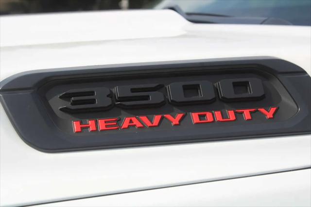 2026 Ram 3500 Tradesman Crew Cab 4x4 8 Box