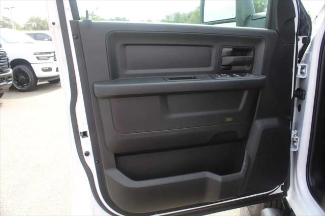 2026 Ram 3500 Tradesman Crew Cab 4x4 8 Box