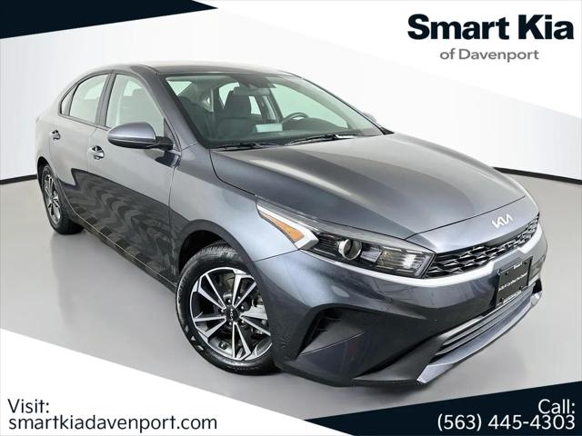 2024 Kia Forte LXS for sale in Davenport, IA