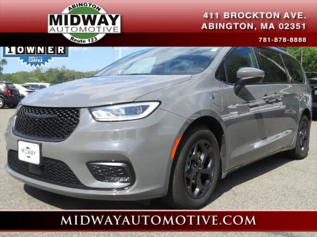 2023 Chrysler Pacifica Hybrid Touring L for sale in Abington, MA