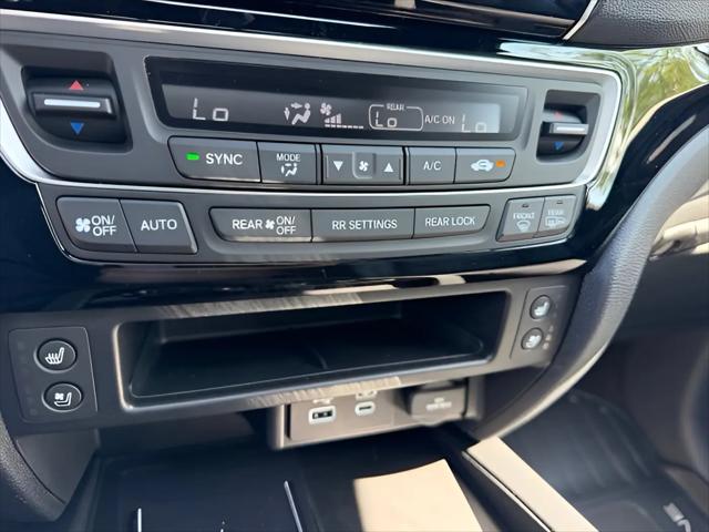 2026 Honda Ridgeline Black Edition Two-Tone